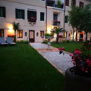 Cinqueteste Luxury Maison d'hôtes